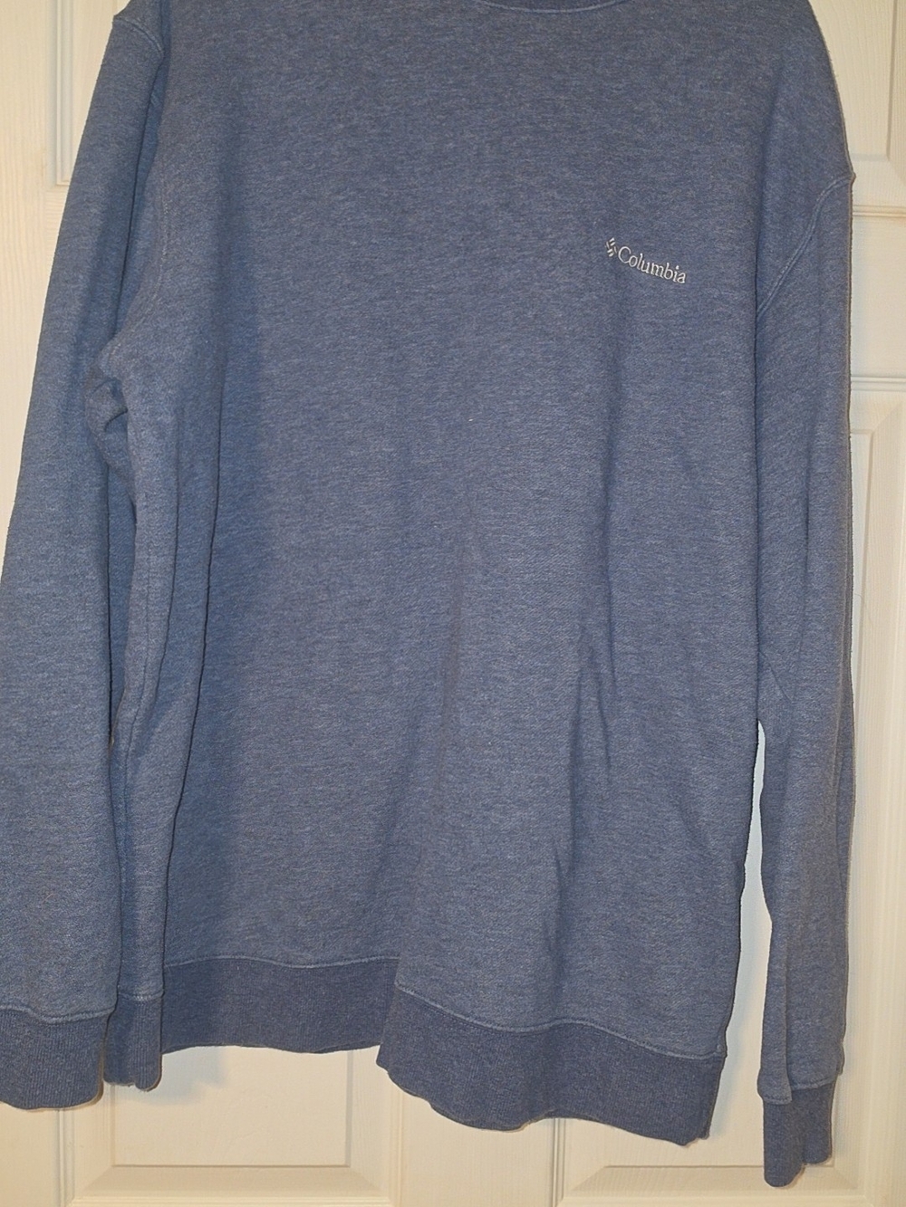 Columbia Men’s Heather Blue Crewneck Sweatshirt